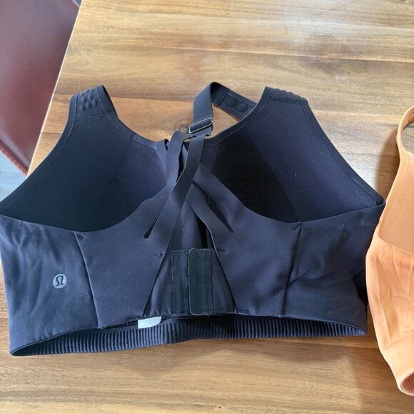 2 Lululemon Energy Sports Bras – Size 34DDD – Black & Orange – Gently Worn - Picture 6 of 6